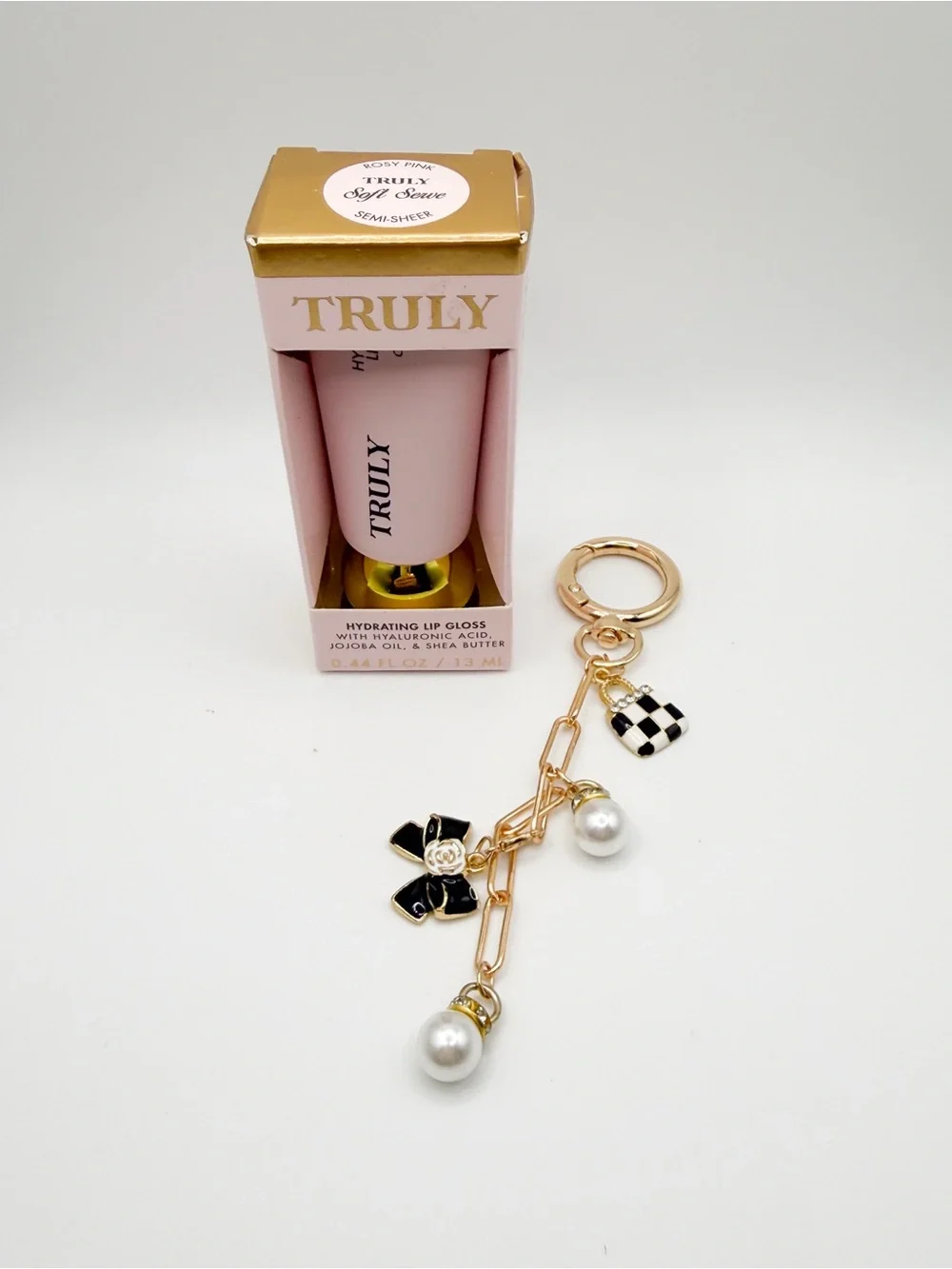 Truly Soft Serve Rosy Pink Lip Gloss + 33 Tabs Paris Noir Charm